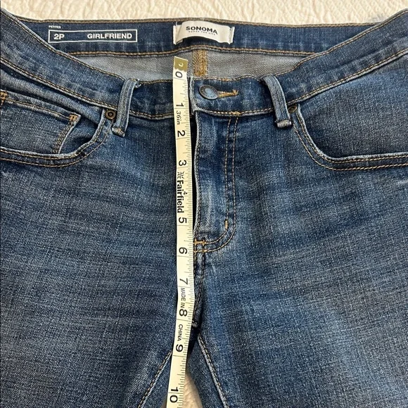 Sonoma Girlfriend Straight Cropped Jeans with Distressed Details - Picture 4 of 6